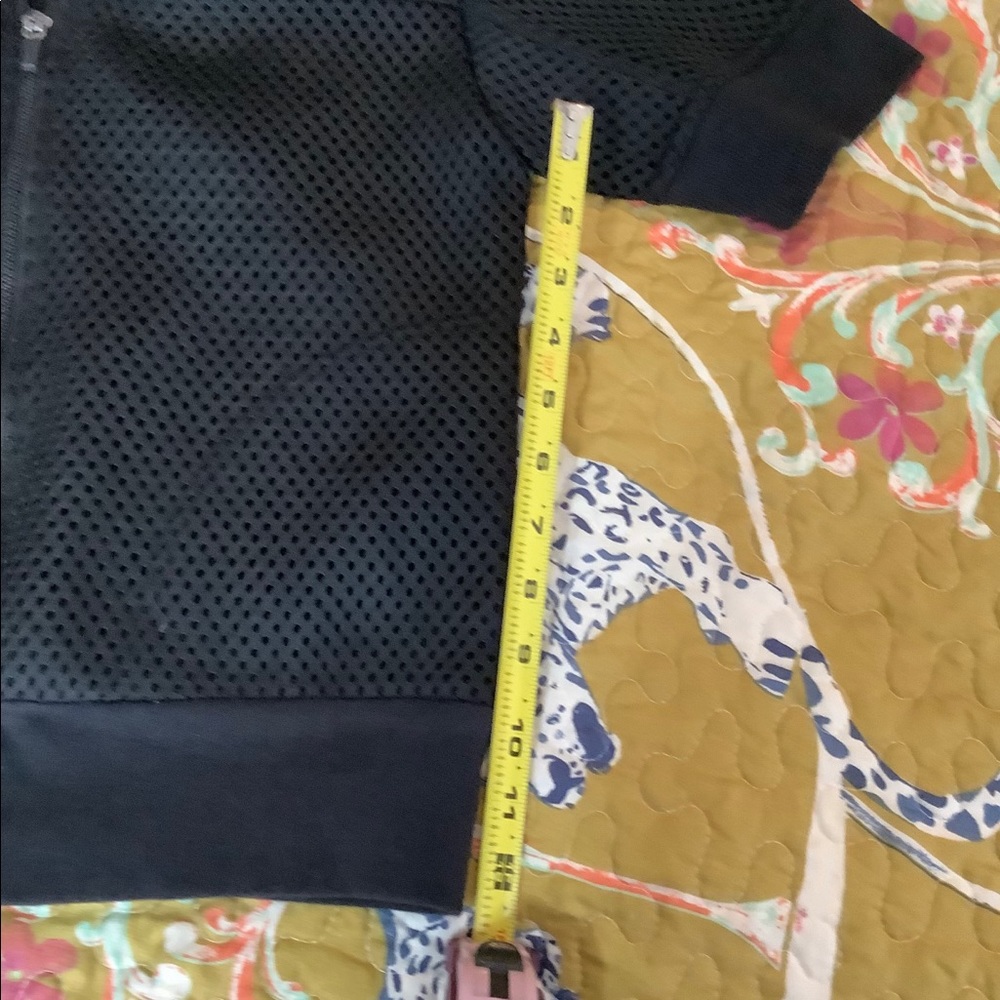 FABLETICS zip up - Picture 4 of 4